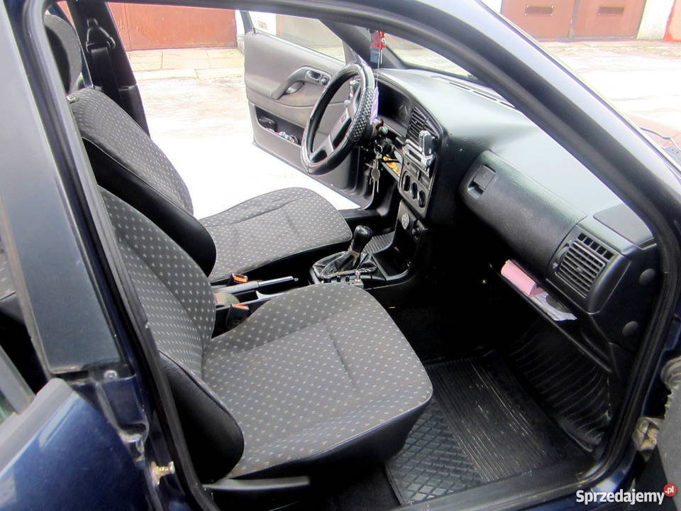 VW passat 19Tdi B4 Kombi doinwestowany niebieski 1900cm3