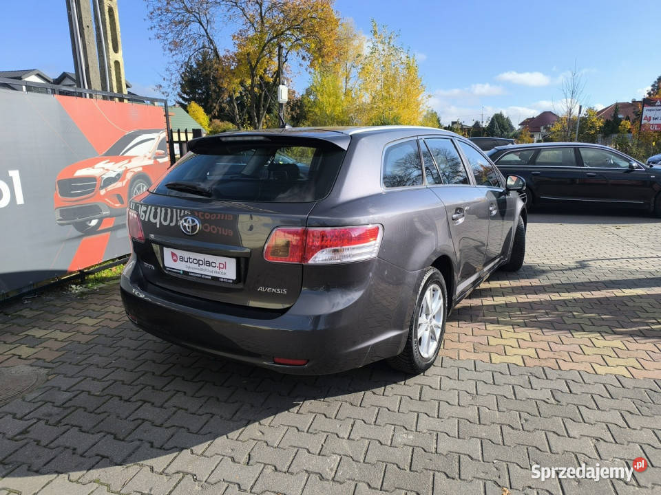 Toyota Avensis 18 VVTi 147 Klimatronic Navi Avensis Łuków