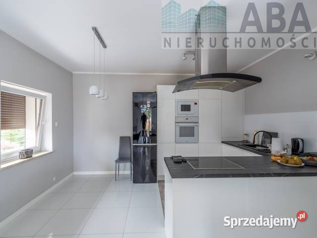 Budynek produkcyjno magazynowy mieszkalny Zofia sprzedam