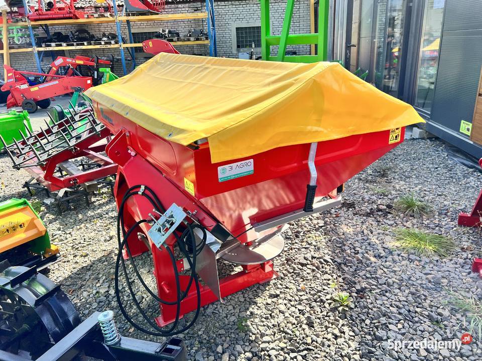 Rozsiewacz nawozów RS600N polowy 2tarczowy 600 Tarnobrzeg