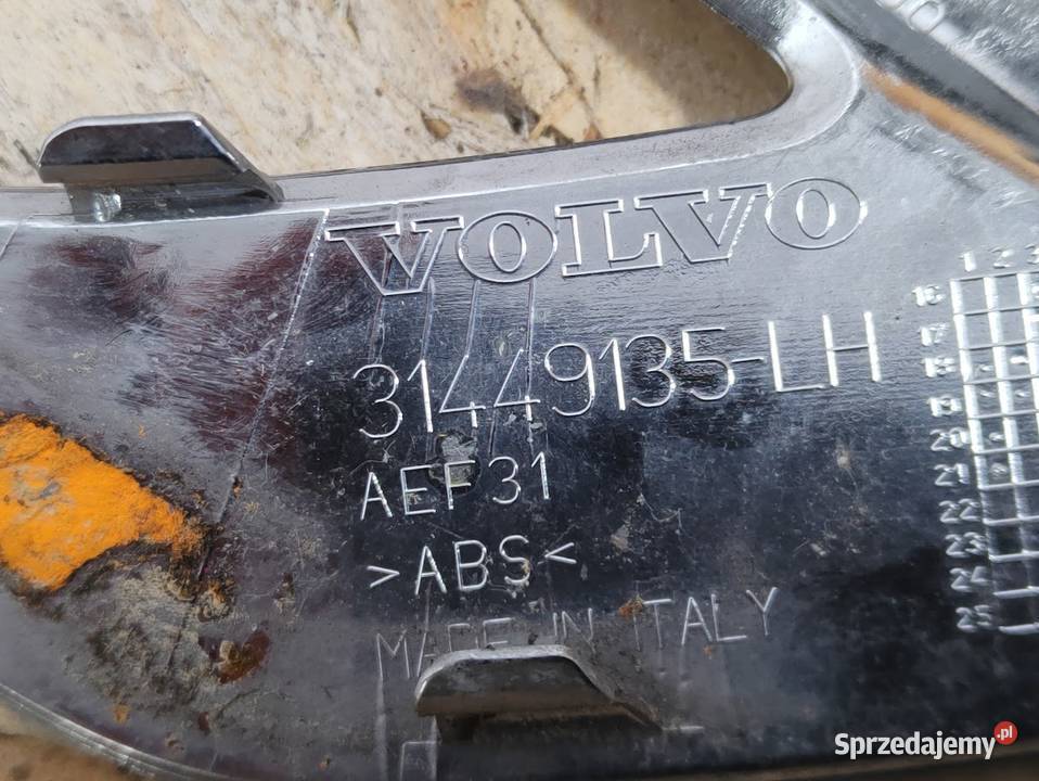 Ramka Kratka Halogenu Lewy Przód Volvo XC60 II