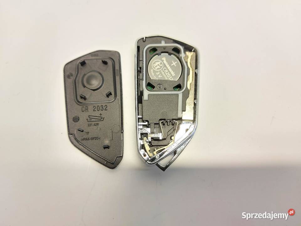 Cupra Tavascan 11H 2025 osłona nakładka na pas