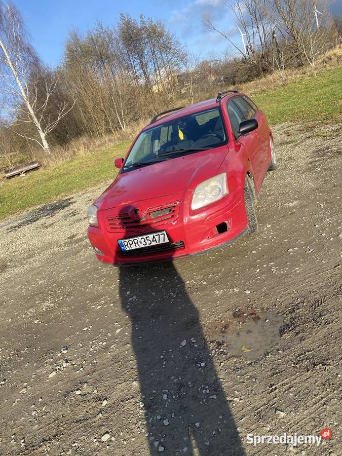 Toyota Avensis t25 kombi 16 LPG