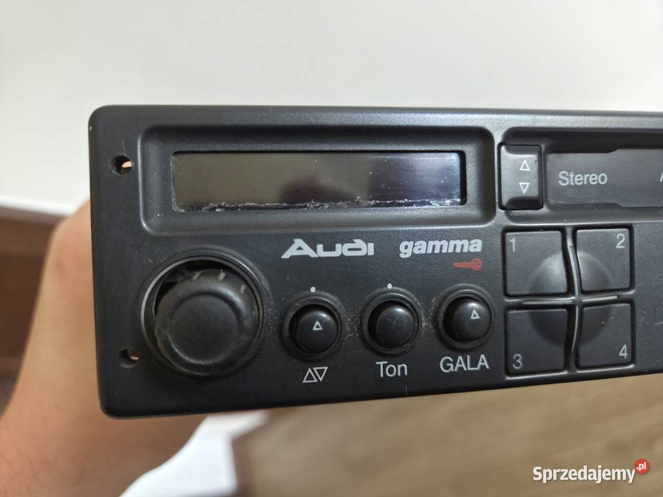 Radio samochodowe Audi Gamma Audi 80 Audi 100 osobowe dolnośląskie Legnica sprzedam