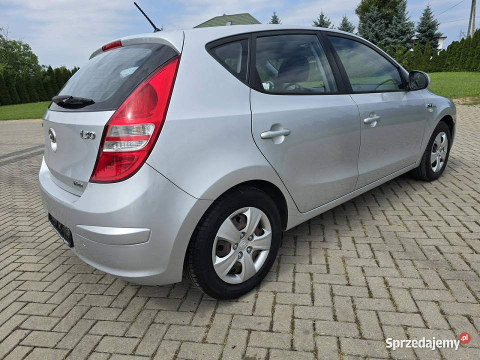 Hyundai i30 16benz SerwisKlimatronicCentralka4x bluetooth