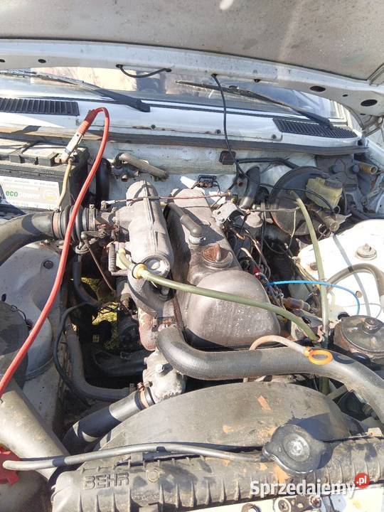 Sprzedam W 123 200D1976r radio