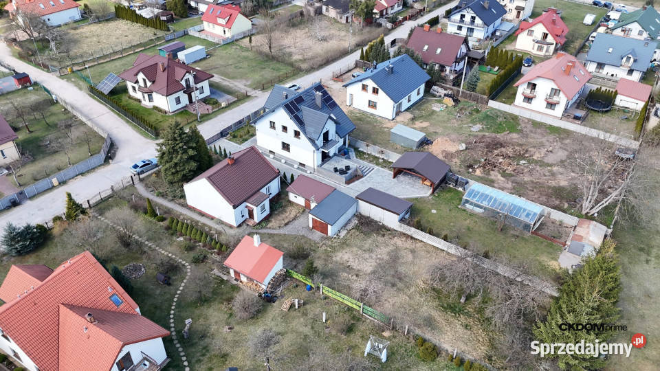 Dom Kielce Biesak działka 901m2