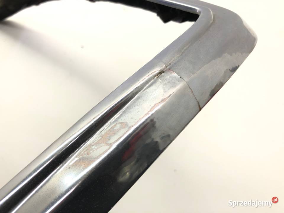 ATRAPA GRILL MERCEDES W123 7685 KRATA