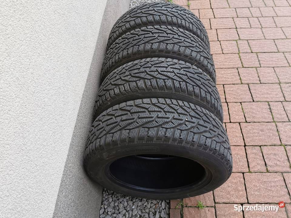 Komplet Opon Zimowych Kormoran Snow 20555 R16 Dziecinów sprzedam