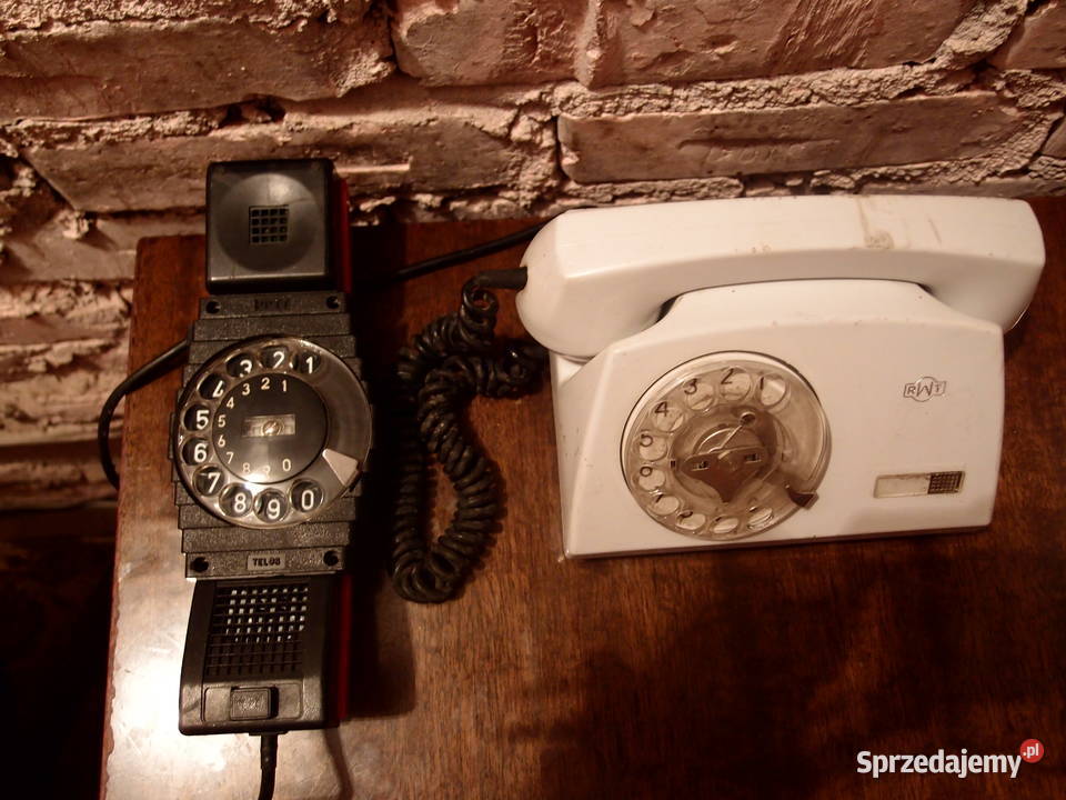 Starocia z dawnych lat aparat telefoniczny RWT i Łódź