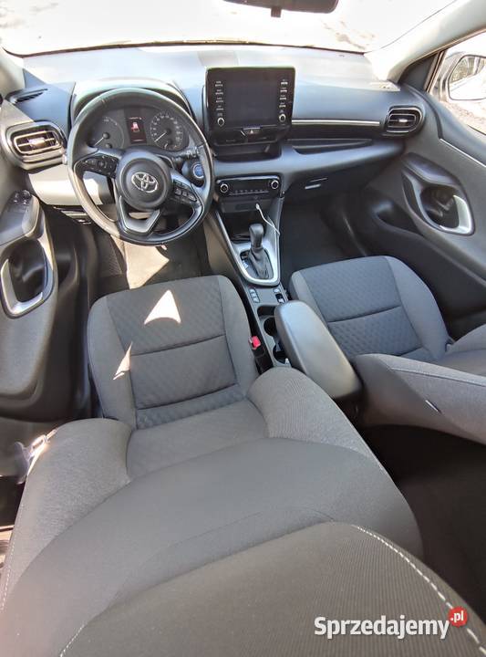 Toyota Yaris IV 15 hybryda automat 21r 82 Gołotczyzna