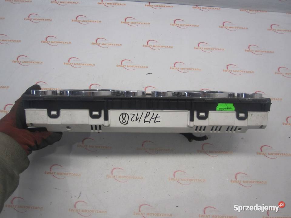 VW TOUAREG I 7L 04r licznik zegary 7L6920980C osobowe Kielce