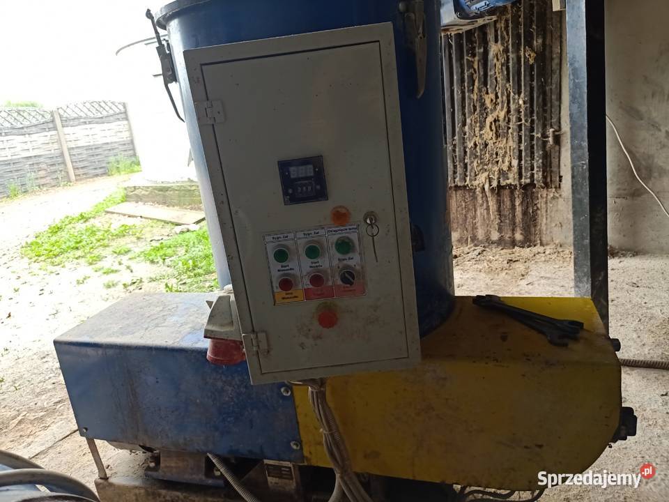 Brykieciarka mało używana Liszki