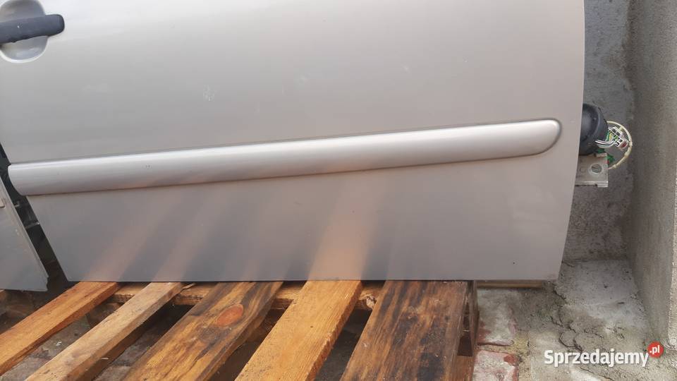 drzwi prawe tylne Citroen c3 I 0209r przednie osobowe Dębno