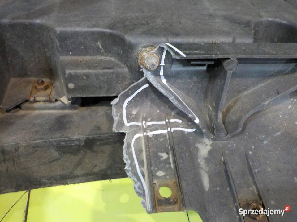 MAZDA CX7 23 T 08r zderzak przod Suków