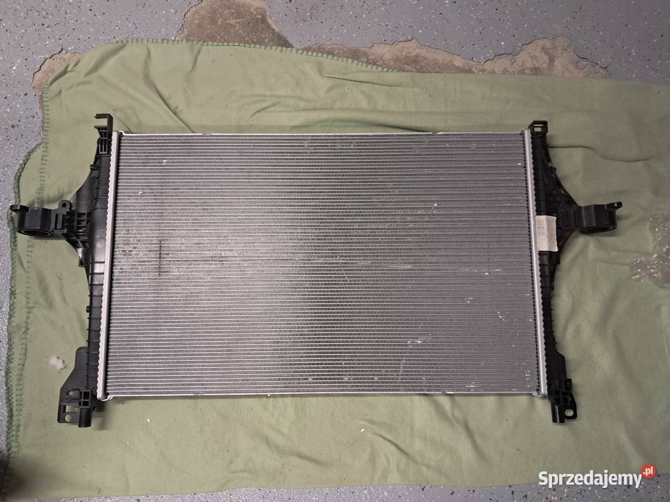 nowa chłodnica do VOLVO XC40 20212024 części