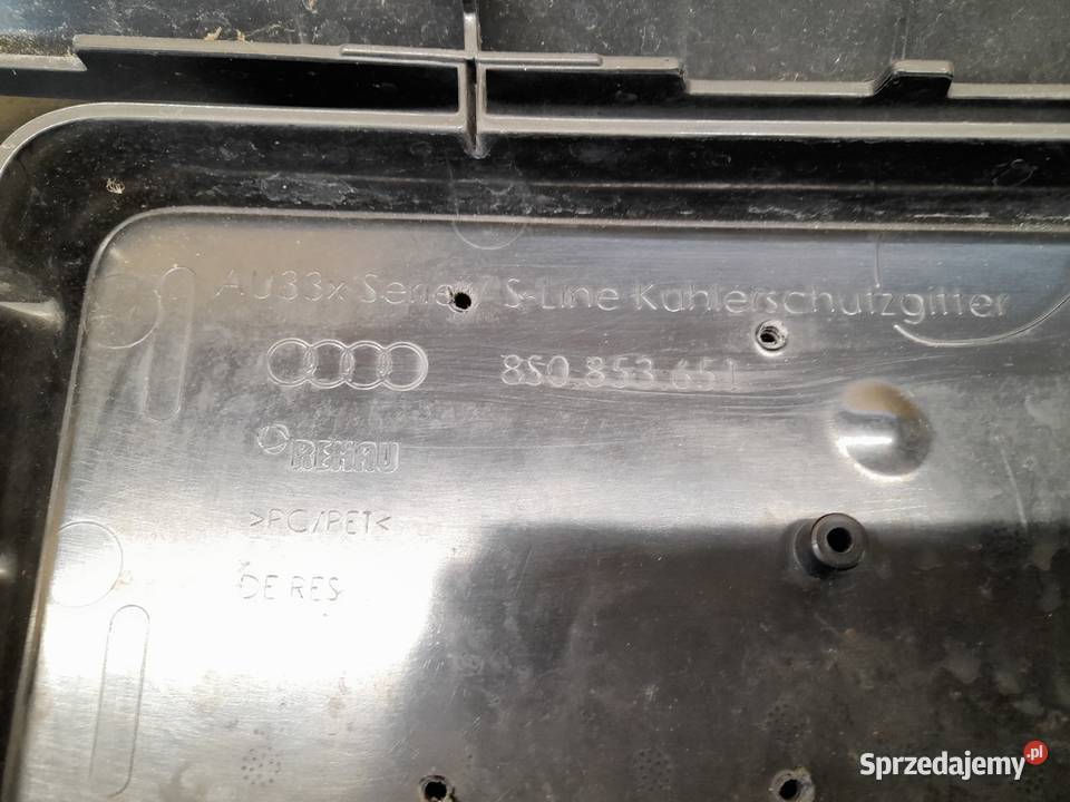 AUDI TT TTS S LINE ATRAPA GRILL lakierowany Atrapy