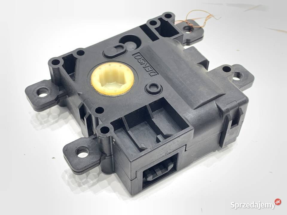 SILNIK NAGRZEWNICY TOYOTA AE0638002242 COROLLA Silniki sprzedam