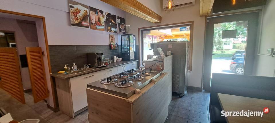 Sprzedam dochodową lodziarnię 68m2 z pełnym 68m2 Sprzedaż Czechowice-Dziedzice