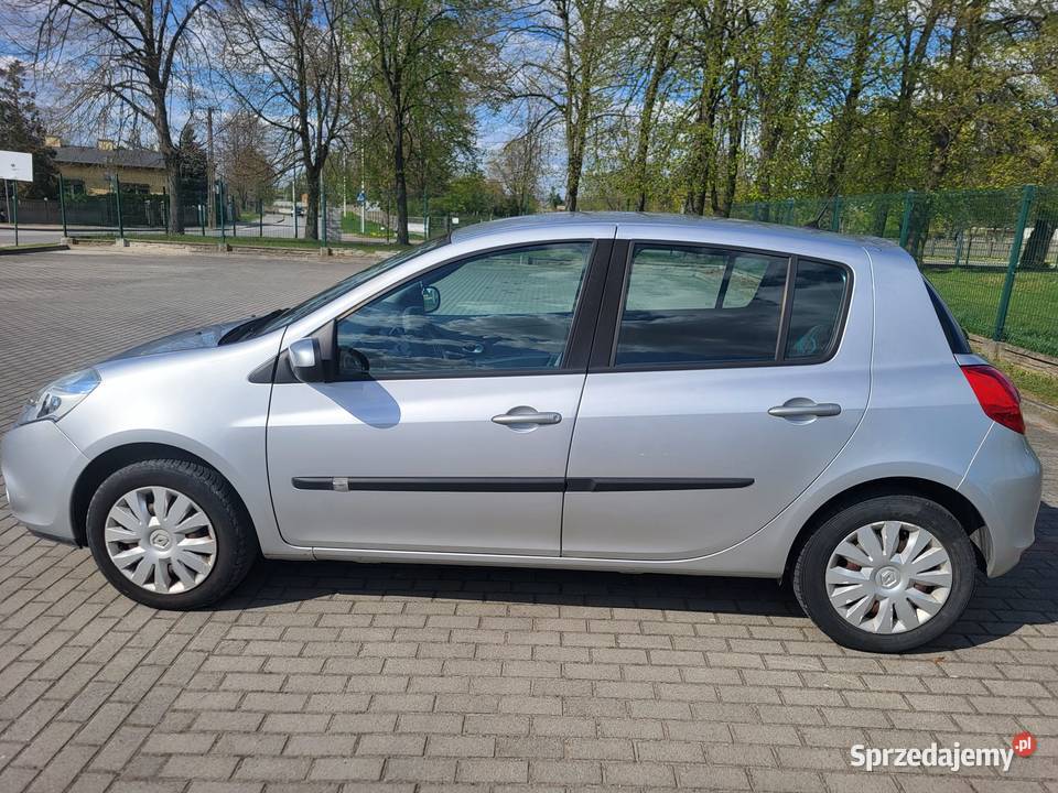 Renault Clio 12 benzyna 75 niski przebieg Warta sprzedam
