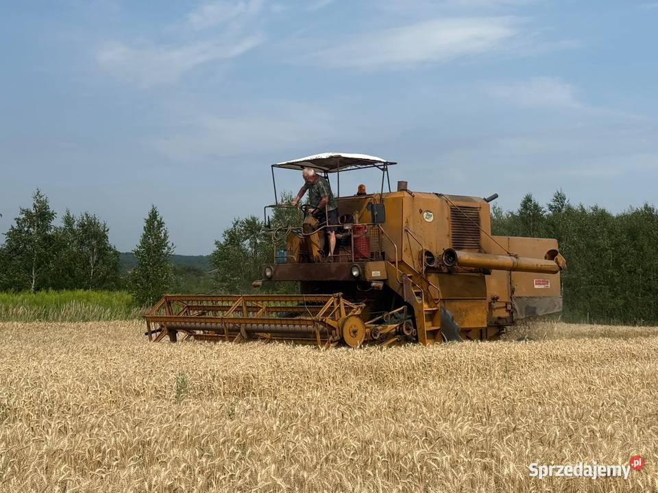 KOMBAJN BIZON Z056