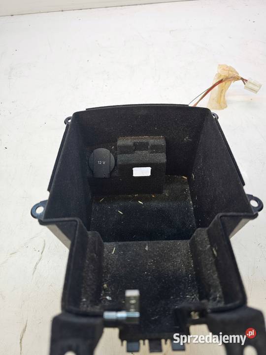SCHOWEK PÓŁKA TUNELU AUDI Q5 8R 8R0864981F osobowe sprzedam