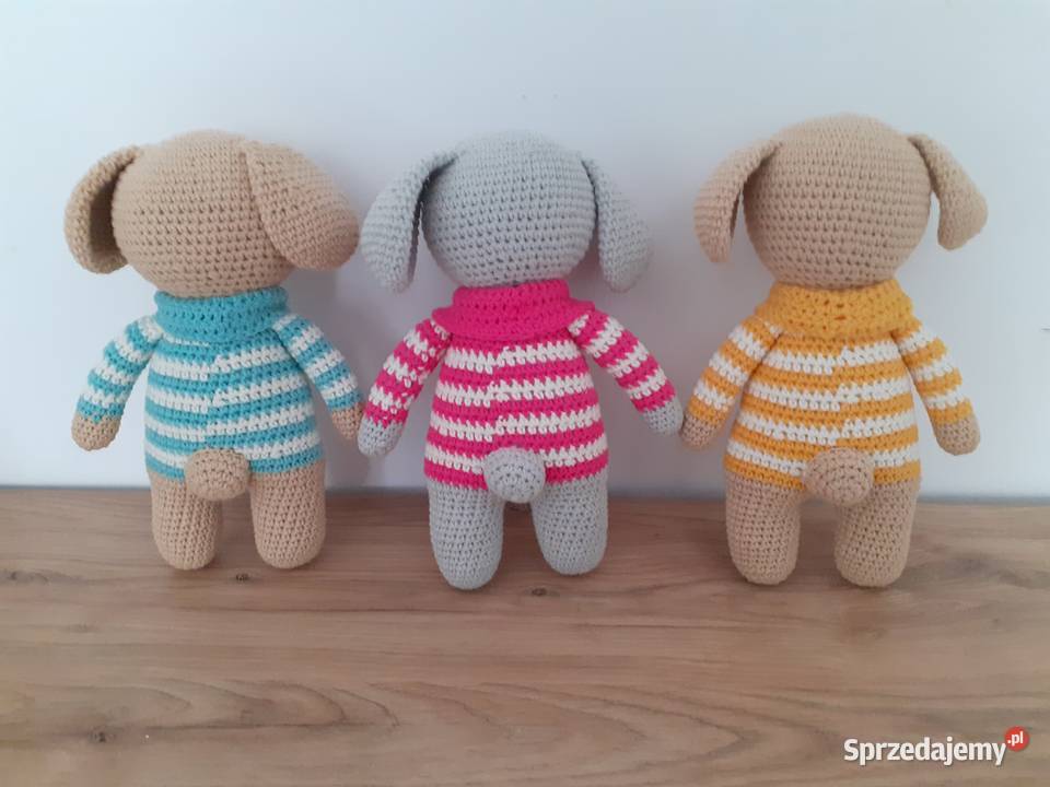 Piesek zrobiony z włóczki na szydełku Kraków