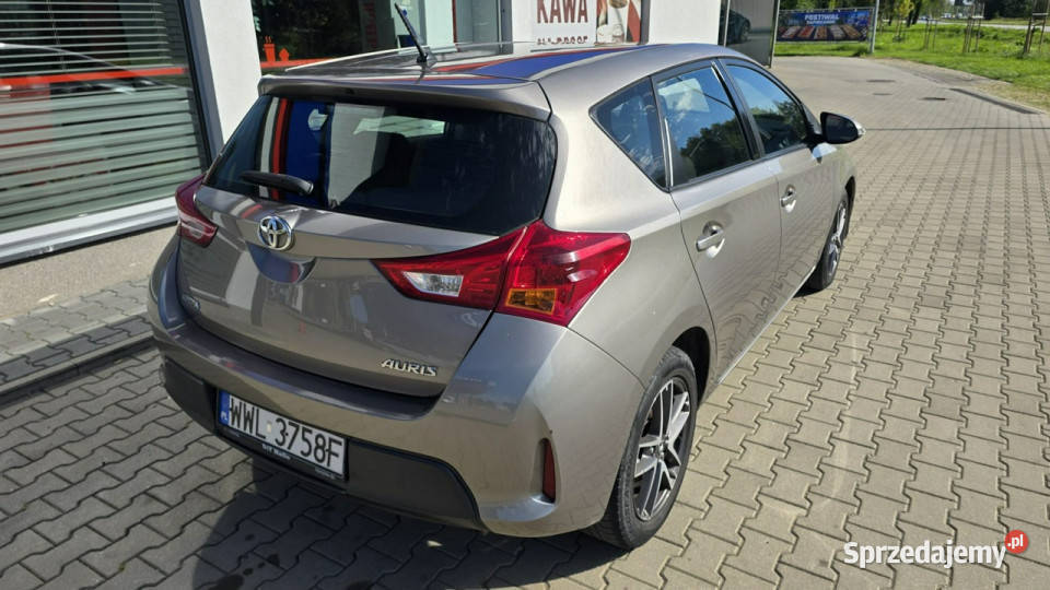 Toyota Auris Lekko Uszkodzony Jeżdżący Zadbany ESP Karczew sprzedam