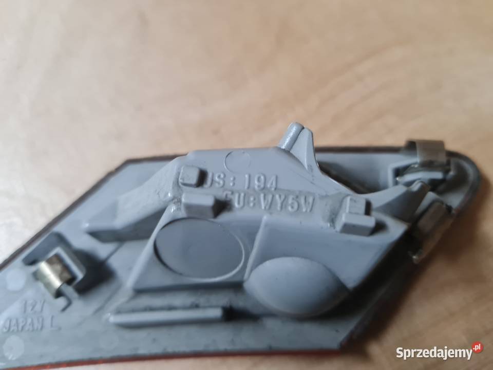 Subaru BRZ kierunkowskaz LEWY 23060164 osobowe Śrem