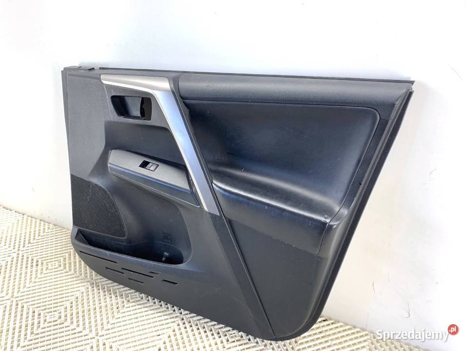 BOCZEK DRZWI PRAWY PRZÓD TOYOTA RAV 4 IV SUV