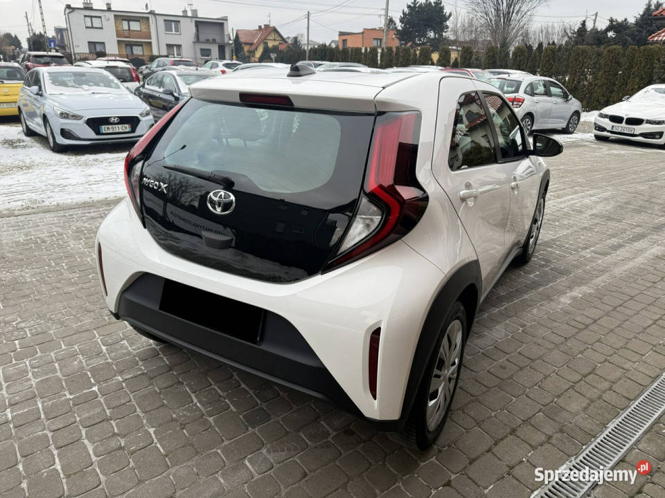 Toyota Aygo X 10 72 Klimatronik Kamera CarPlay śląskie Orzech