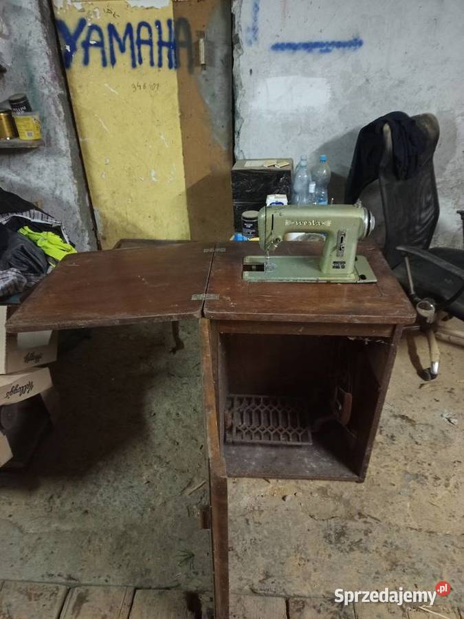 Stara maszyna do szycia westa PRL retro vintage Kielce