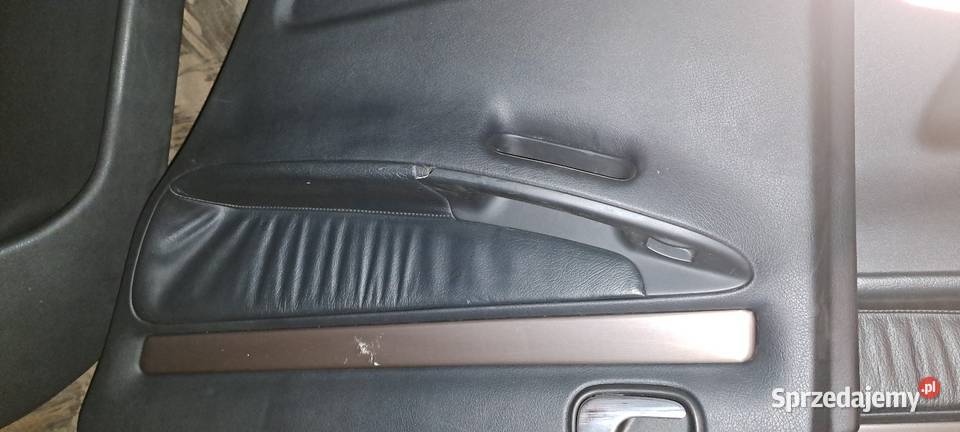 Audi a4 b5 tapicerka drzwi skóra czarna osobowe Bochnia