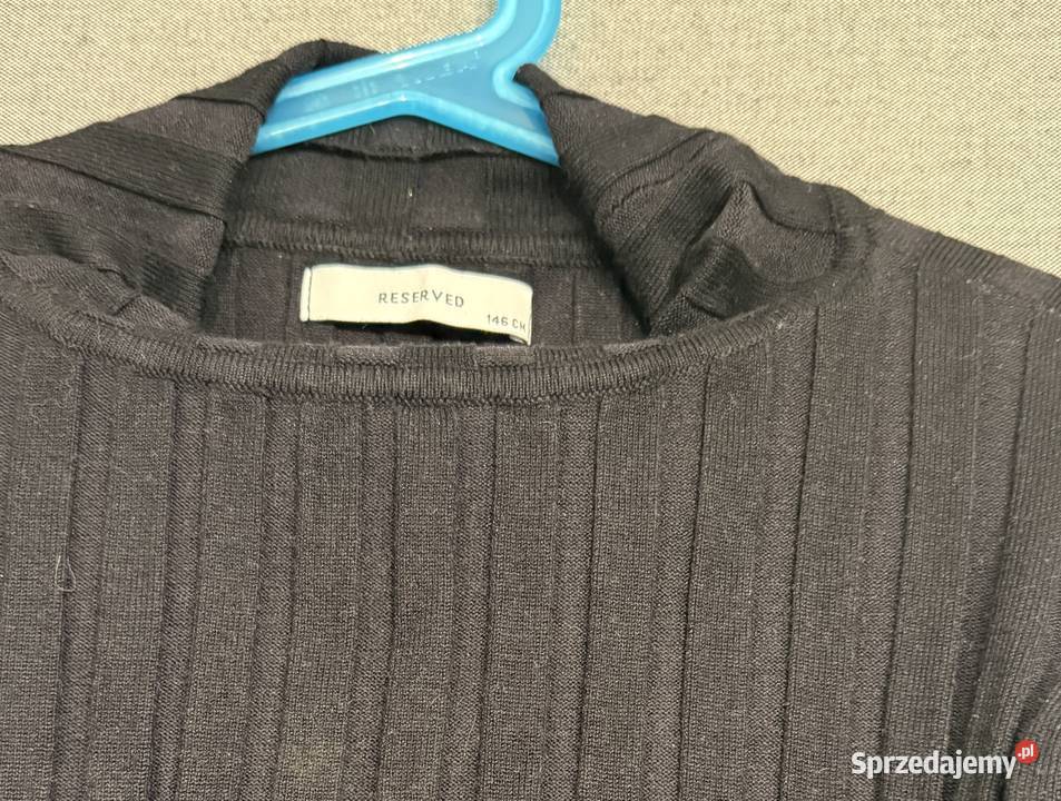 Dziewczęcy czarny sweter w prążki Reserved