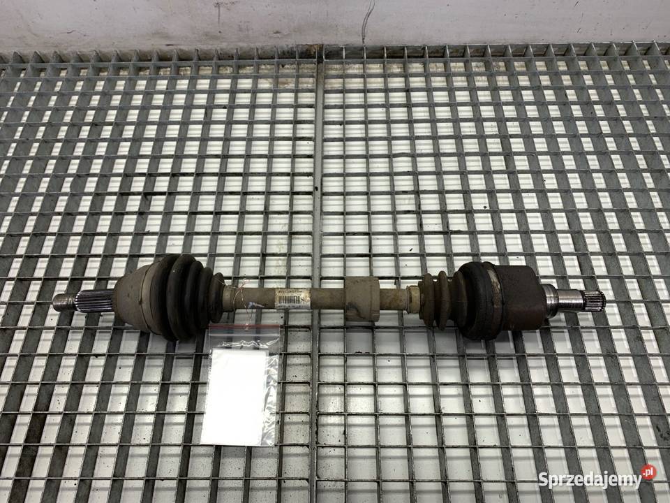 PÓŁOŚ LEWY PRZÓD FORD FIESTA MK7 8V513B437HA 16 osobowe sprzedam