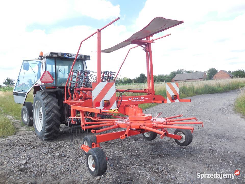 Zgrabiarka Karuzelowa KUHN GA 4521 GM