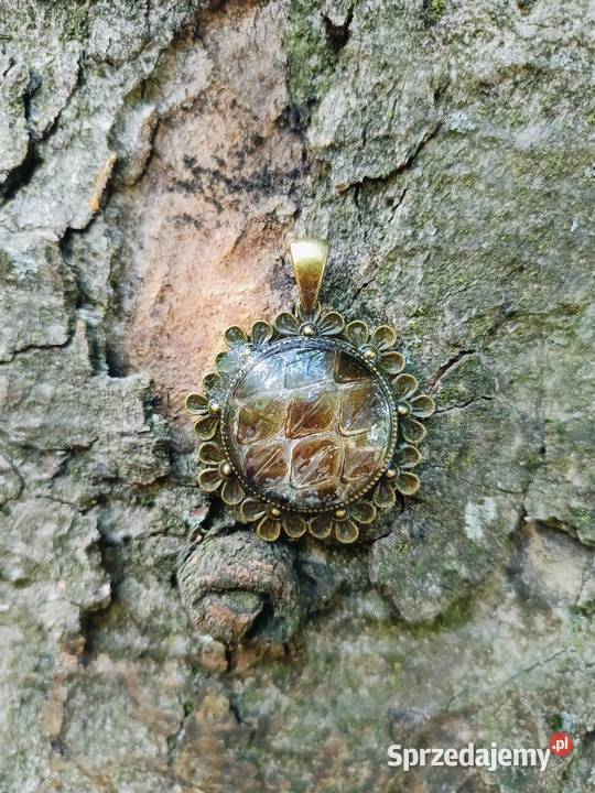 Unikatowa Zawieszka z Wylinką Węża Smugookiego | Handmade | Stal Chirurgicz Dzierżoniów