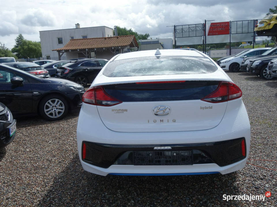 Hyundai IONIQ Hyundai Ioniq Hybryda Samochody osobowe pomorskie sprzedam