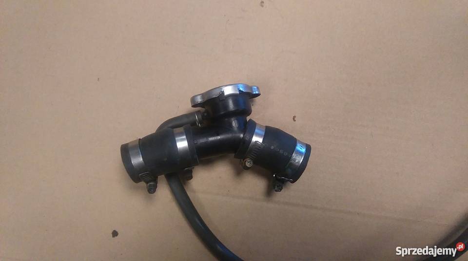 HONDA CBR 600 RR PC40 WLEW KOREK ŁĄCZNIK Silniki i osprzęt Poświętne