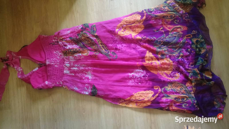 Zwiewna sukienka letnia na szyję wiazana