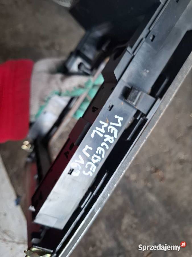 Panel Tunelu Środkowego Mercedes ML W163 Wisznice