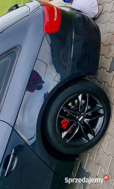 Audi A4 B8 20 TDI 177 Avant czarny Motoryzacja Bierawa