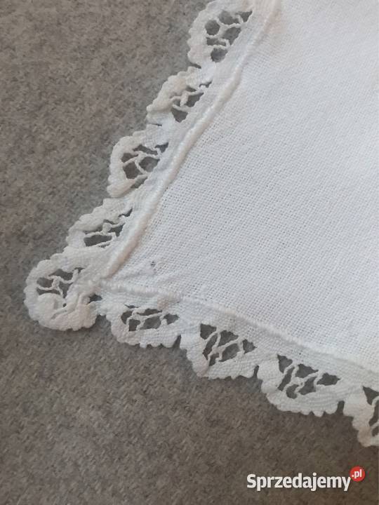 Biała serwetka vintage retro haftowana w kwiaty biały Warszawa sprzedam
