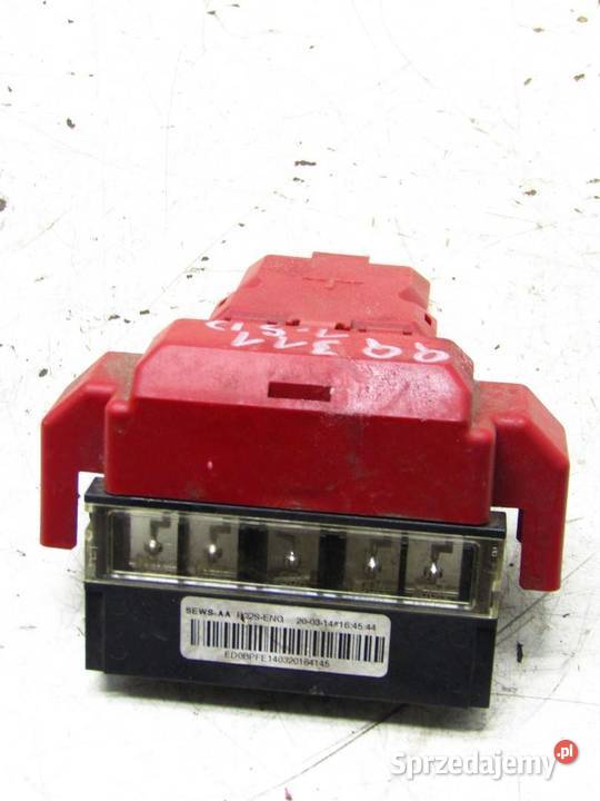 KLEMA PLUSOWA BEZPIECZNIKI 12 DIGT NISSAN Skrzynki bezpieczników Motoryzacja sprzedam