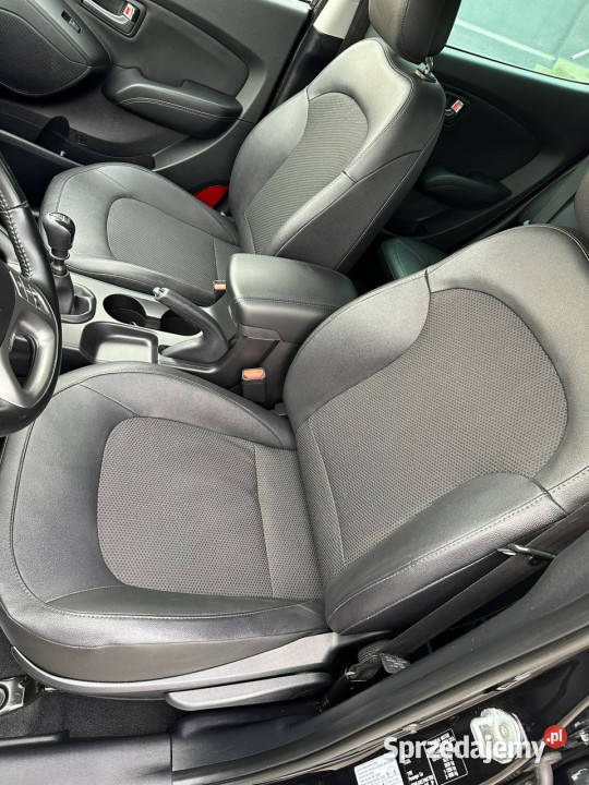 Hyundai ix35 16B FULL Alu17 Navi Xenon Stan szyberdach Ostrowiec Świętokrzyski