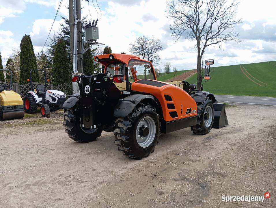 ŁADOWARKA JLG 3707 Pozostałe Racławice
