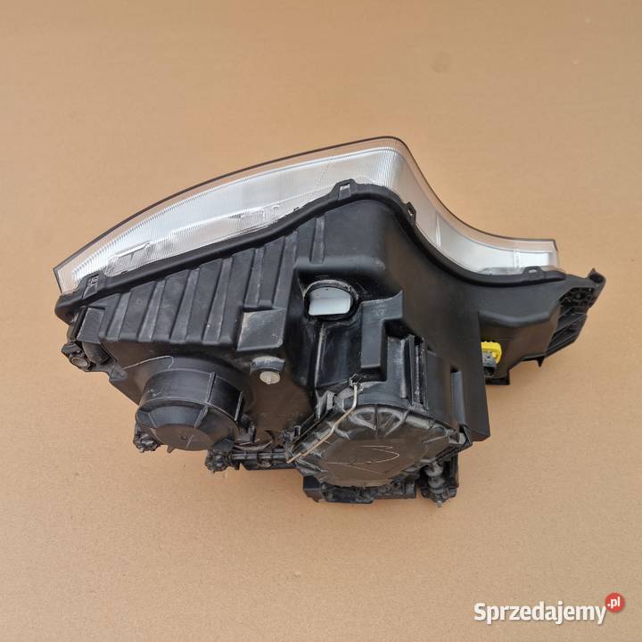 MERCEDES ACTROS MP4 LAMPA REFLEKTOR XENON LEWY Lampy przednie lubuskie Bieleń