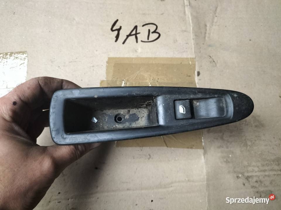 CITROEN C4 16HDI PANEL PRZEŁĄCZNIK SZYB TYŁ Kamień-Kolonia