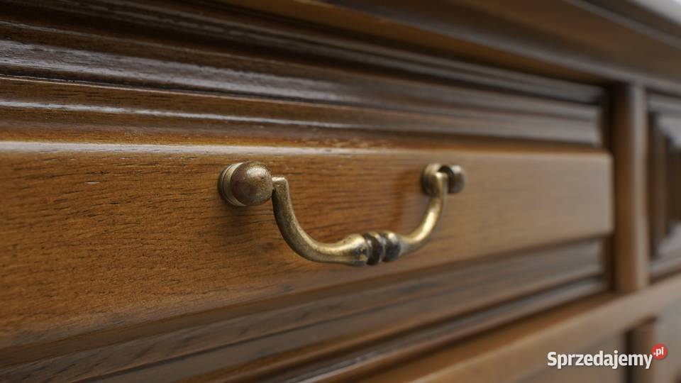 Stylowa dębowa komoda renowacji Jerka