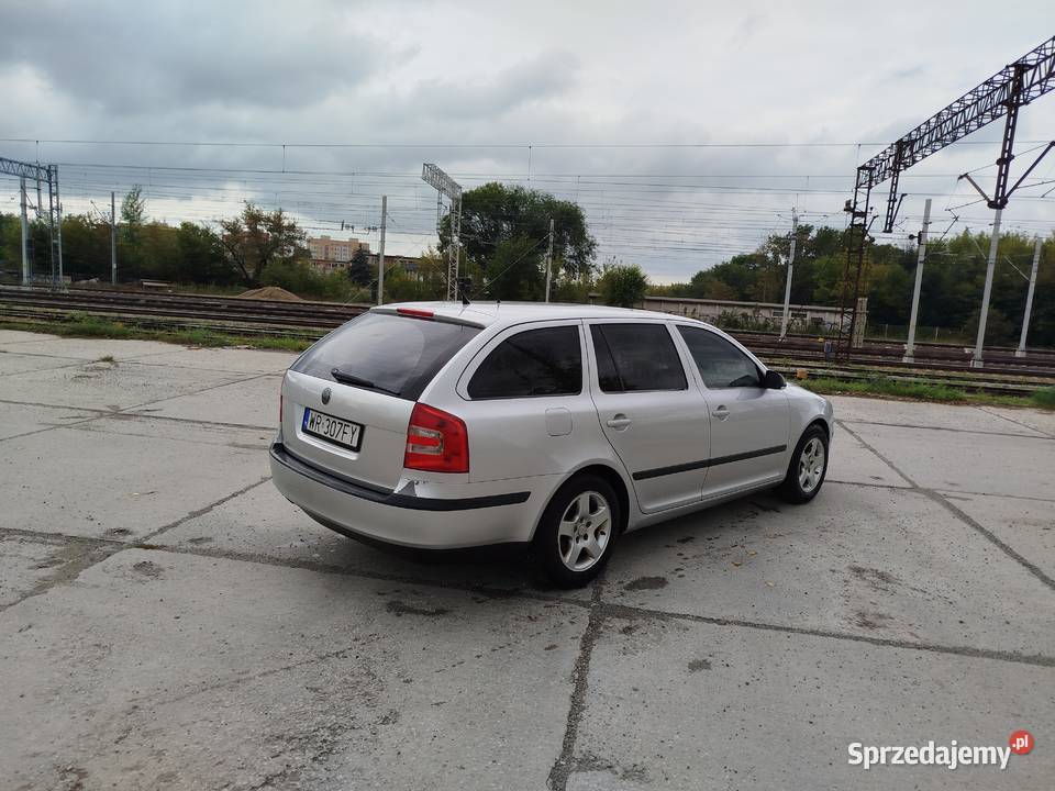 Skoda Octavia 16 MPi 1600cm3 Radom